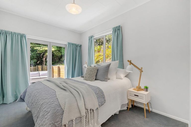 Photo of property in 64 Cluny Road, Plimmerton, Porirua, 5026