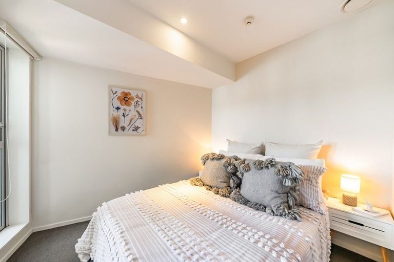 Photo of property in Soho Apartments, 1004/74 Taranaki Street, Te Aro, Wellington, 6011