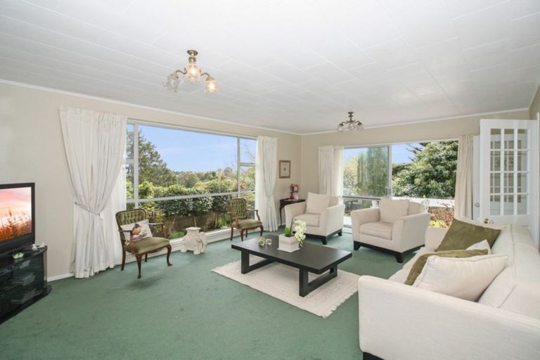 Photo of property in 18 Truby King Street, Merrilands, New Plymouth, 4312