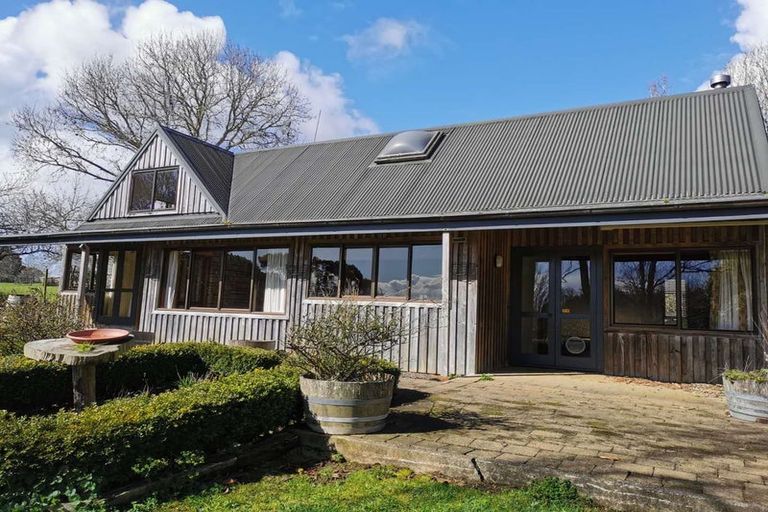 Photo of property in 156 Oira Road, Karaka, Drury, 2578