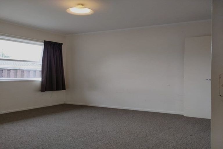 Photo of property in 5 Ashcroft Avenue, Mangere Bridge, Auckland, 2022