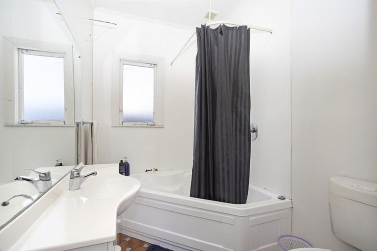 Photo of property in 378 Tay Street, Turnbull Thomson Park, Invercargill, 9810