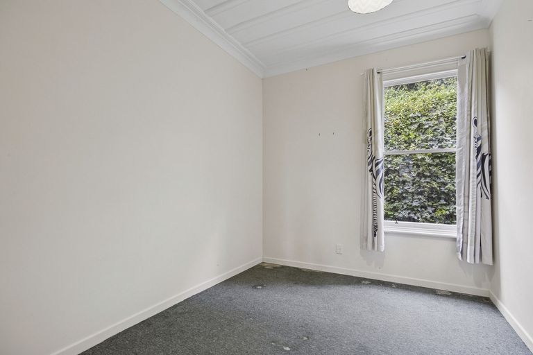 Photo of property in 1 Oates Street, Kaikorai, Dunedin, 9010