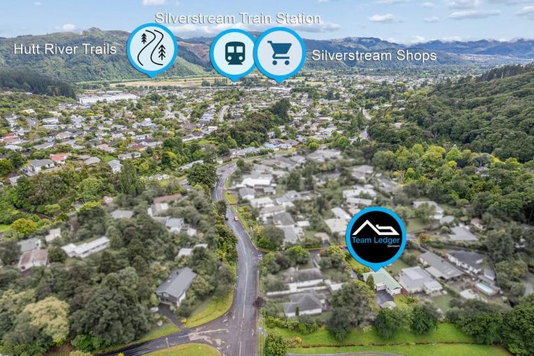 Photo of property in 4 Birch Grove, Pinehaven, Upper Hutt, 5019