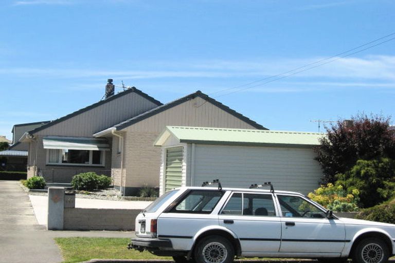 Photo of property in 221a Pine Avenue, South New Brighton, Christchurch, 8062