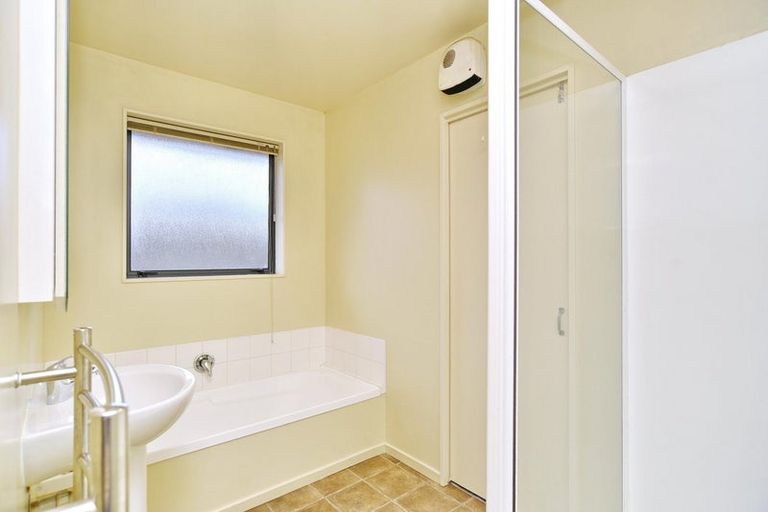 Photo of property in 8 Rubicon Place, Hei Hei, Christchurch, 8042