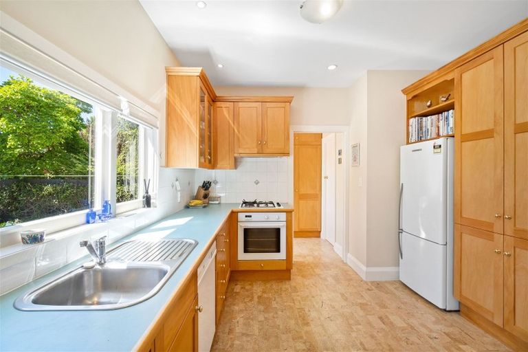 Photo of property in 52 Kilmarnock Street, Riccarton, Christchurch, 8011