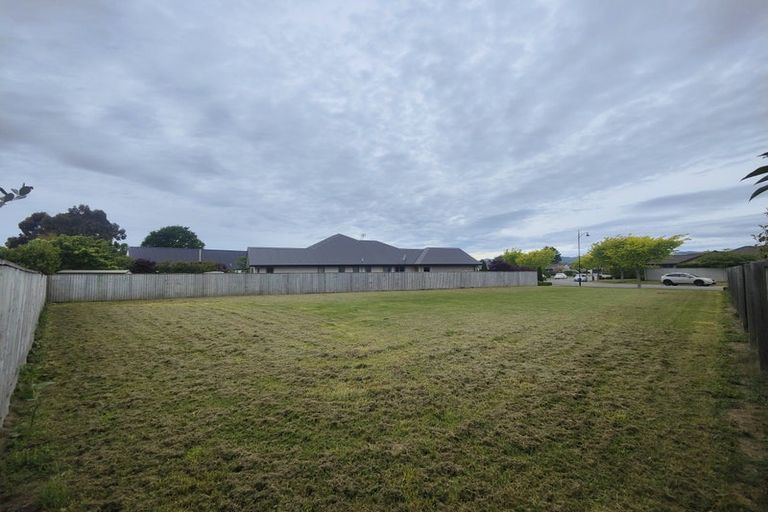 Photo of property in 11 Crown Close, Prebbleton, 7604