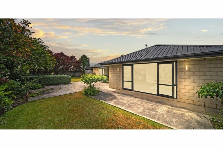 Photo of property in 13 Keats Place, Rolleston, 7614