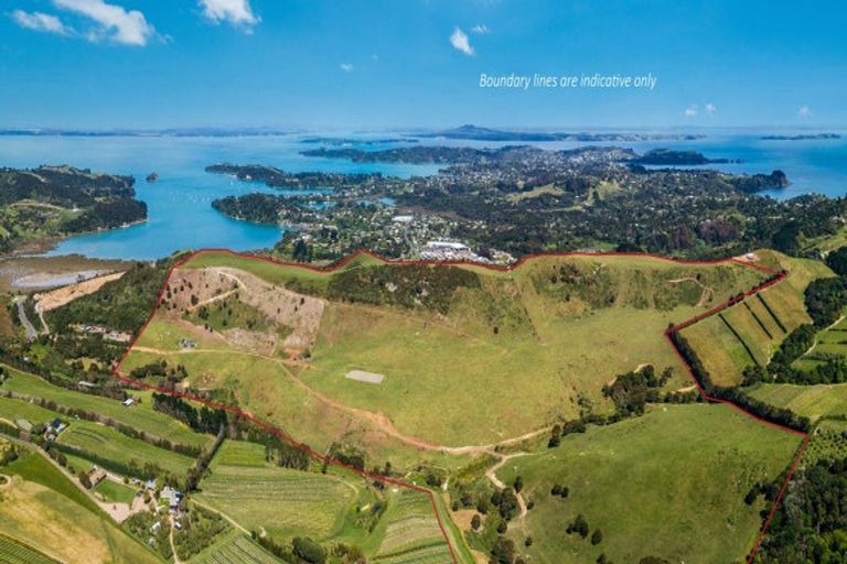 Photo of property in 88a Onetangi Road, Waiheke Island, 1971
