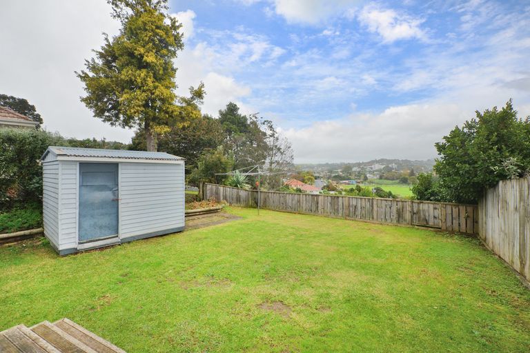 Photo of property in 24 Anzac Road, Morningside, Whangarei, 0110