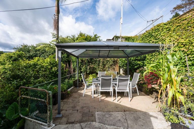 Photo of property in 19 Thompson Terrace, Toi Toi, Nelson, 7010