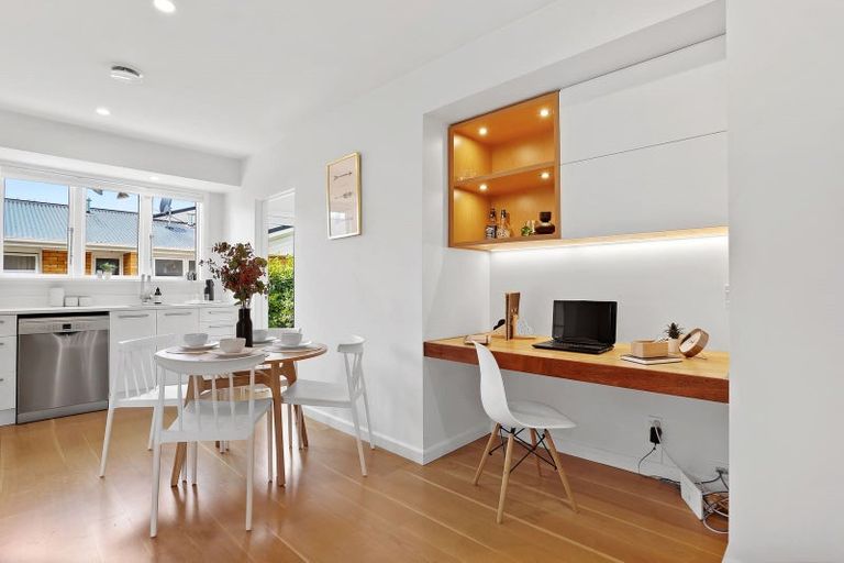 Photo of property in 98 Hamilton Avenue, Ilam, Christchurch, 8041