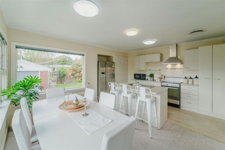 Photo of property in 9 Colwyn Street, Bryndwr, Christchurch, 8053