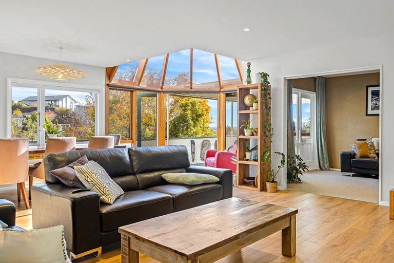 Photo of property in 55 Valley Road, Cashmere, Christchurch, 8022