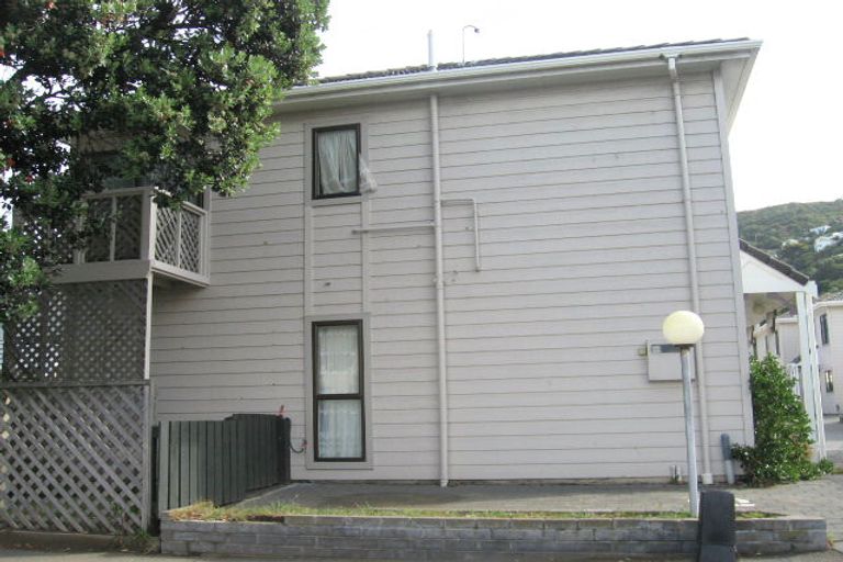Photo of property in 12/104 Freyberg Street, Lyall Bay, Wellington, 6022