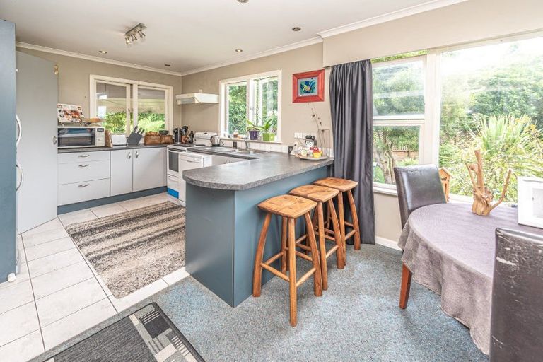 Photo of property in 2 Hillside Terrace, Saint Johns Hill, Whanganui, 4500