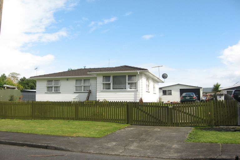 Photo of property in 4 Marybeth Place, Rosehill, Papakura, 2113