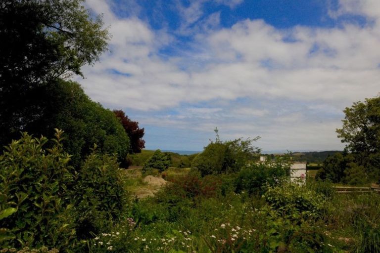 Photo of property in 2 Maude Street, South Hill, Oamaru, 9400