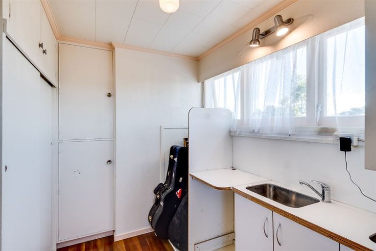 Photo of property in 60 Menin Road, Onekawa, Napier, 4110