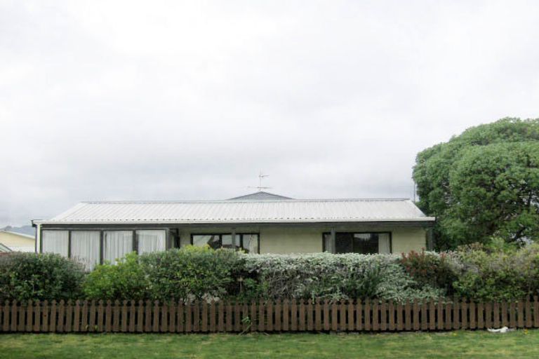 Photo of property in 242a Manly Street, Paraparaumu Beach, Paraparaumu, 5032