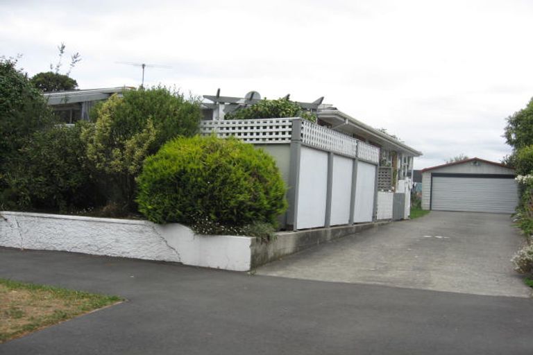 Photo of property in 4 Haynes Avenue, Upper Riccarton, Christchurch, 8041