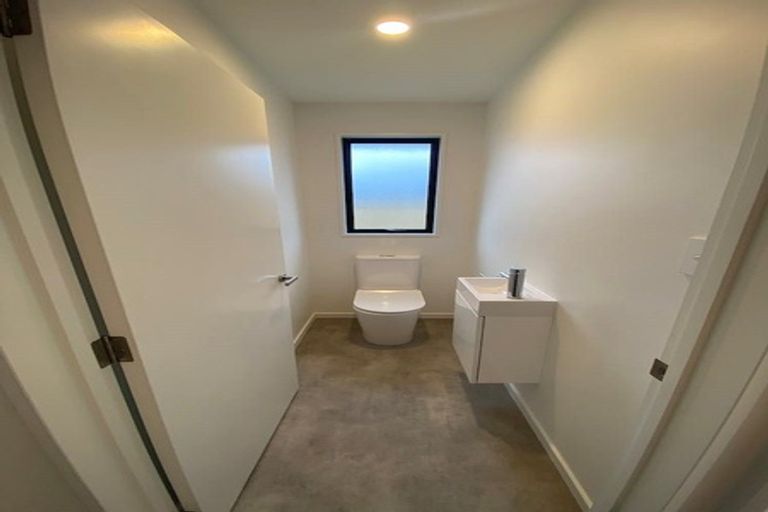 Photo of property in 19 Mcquillan Avenue, Woodend, 7610