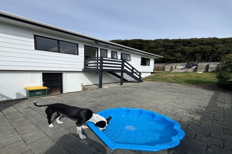 Photo of property in 58 Albatross Close, Whitby, Porirua, 5024