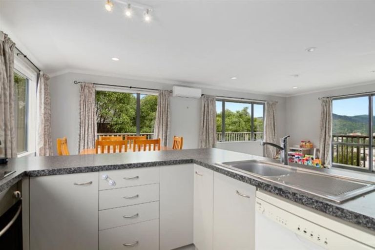 Photo of property in 12 Henrietta Way, Washington Valley, Nelson, 7010