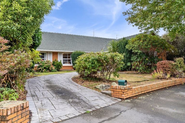Photo of property in 60 Parkstone Avenue, Ilam, Christchurch, 8041