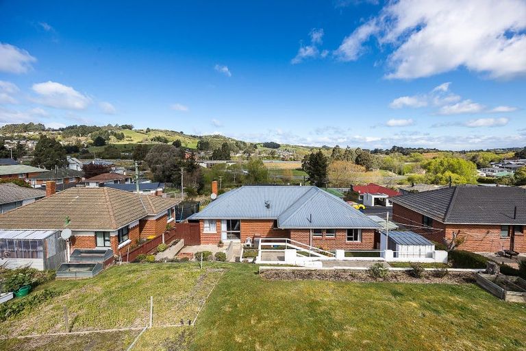 Photo of property in 13 Waldron Crescent, Green Island, Dunedin, 9018