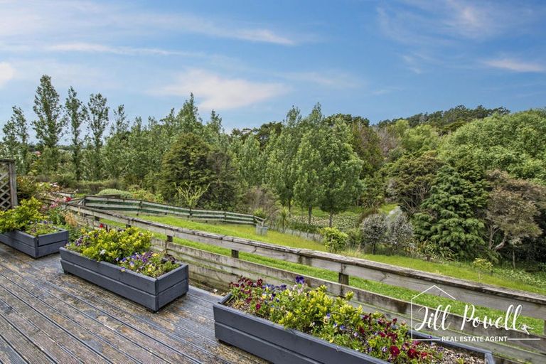 Photo of property in 37 Pahi Road, Paparoa, 0571