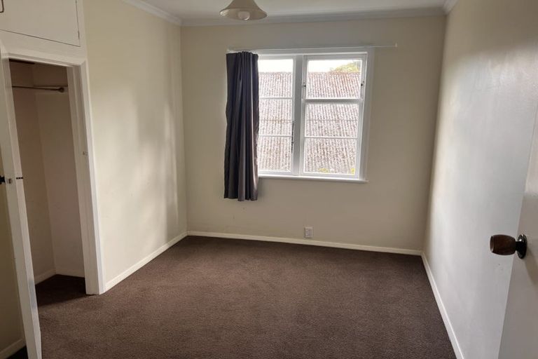 Photo of property in 26 Titiro Moana Road, Korokoro, Lower Hutt, 5012