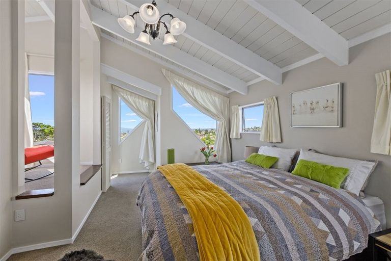 Photo of property in 673 East Coast Road, Browns Bay, Auckland, 0630