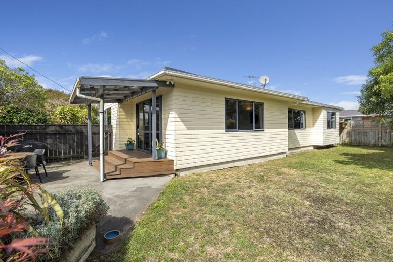 Photo of property in 101a Atkinson Avenue, Otaki Beach, Otaki, 5512