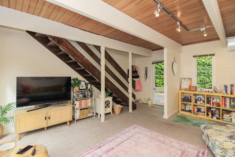 Photo of property in 28 Cottleville Terrace, Thorndon, Wellington, 6011