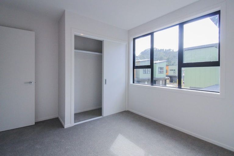Photo of property in 13/7 Johnston Grove, Taita, Lower Hutt, 5011