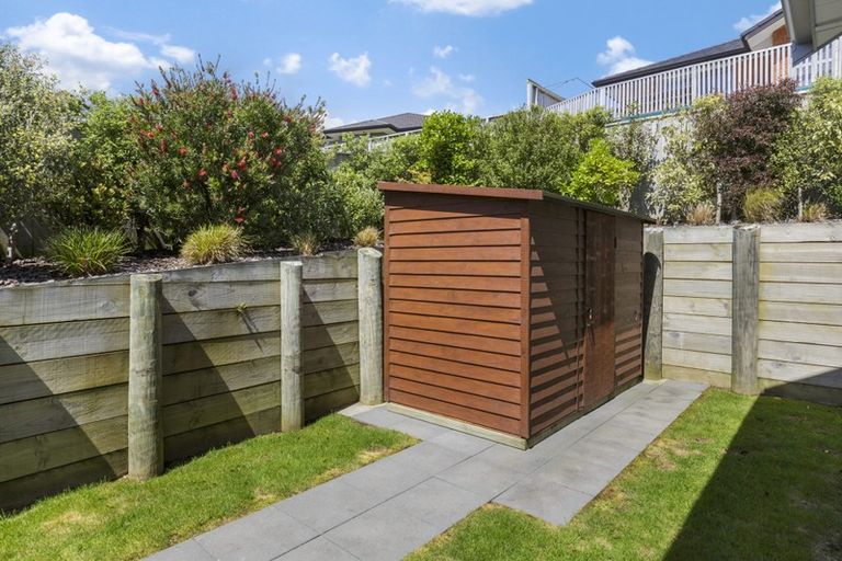 Photo of property in 6 Grace Cove, Aotea, Porirua, 5024