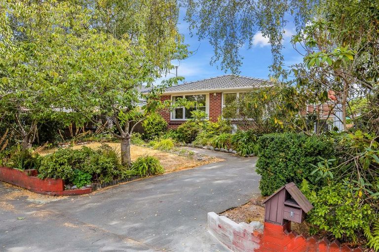 Photo of property in 1 Deepdale Street, Burnside, Christchurch, 8053