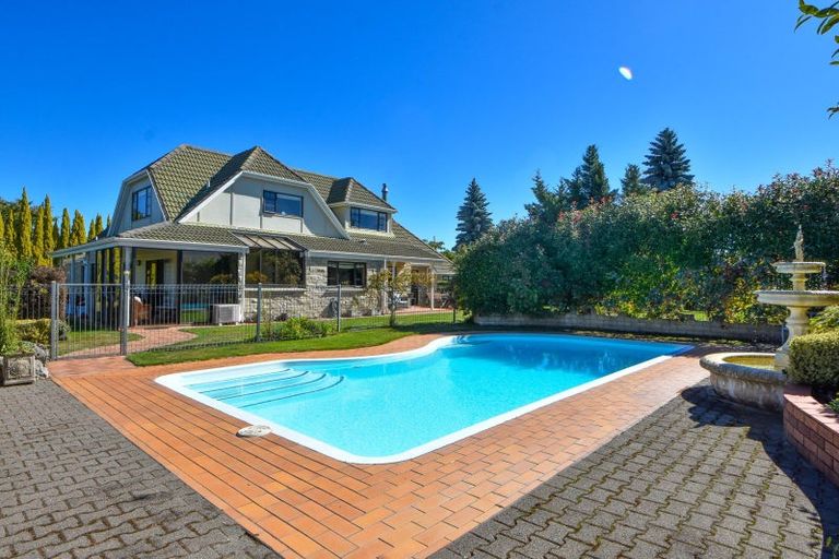 Photo of property in 26 Armstrong Avenue, Carterton, 5713