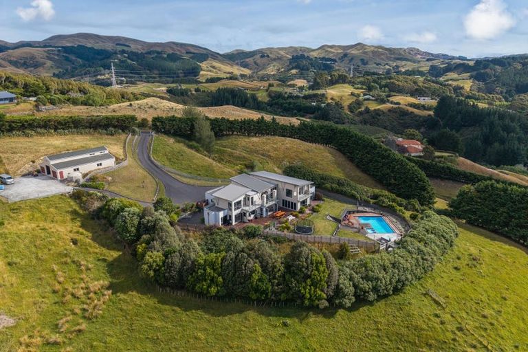 Photo of property in 75b Paremata Haywards Road, Pauatahanui, Porirua, 5381
