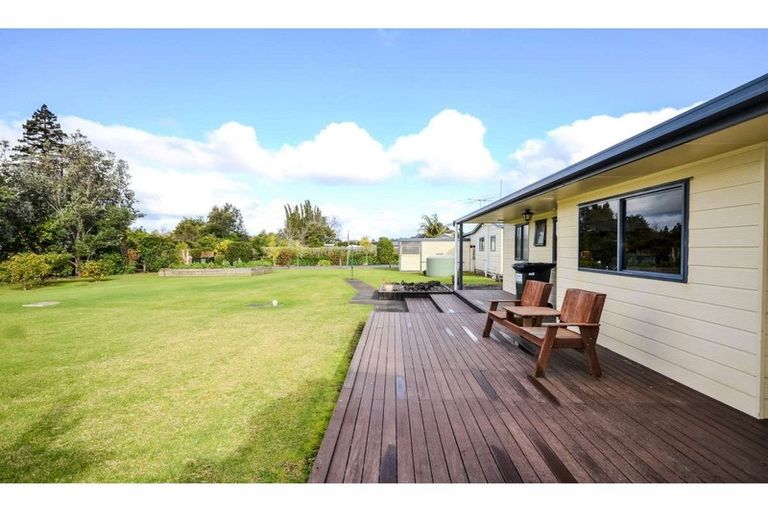 Photo of property in 12 Pa Road, Kerikeri, 0230