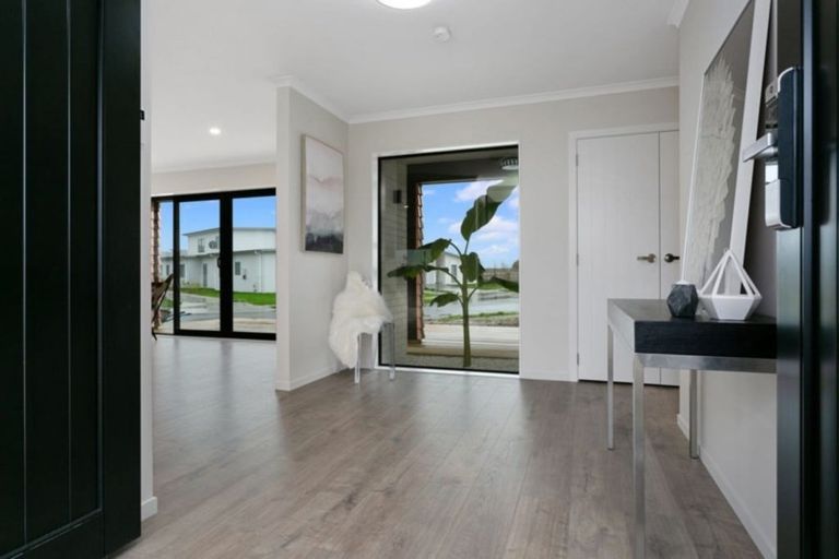 Photo of property in 52 Watkins Road, Cambridge, 3434