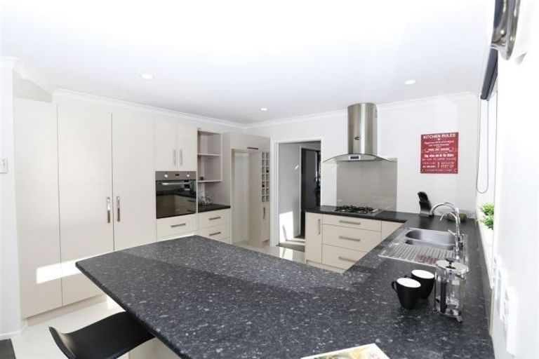 Photo of property in 12 Satchmo Place, Rototuna North, Hamilton, 3210