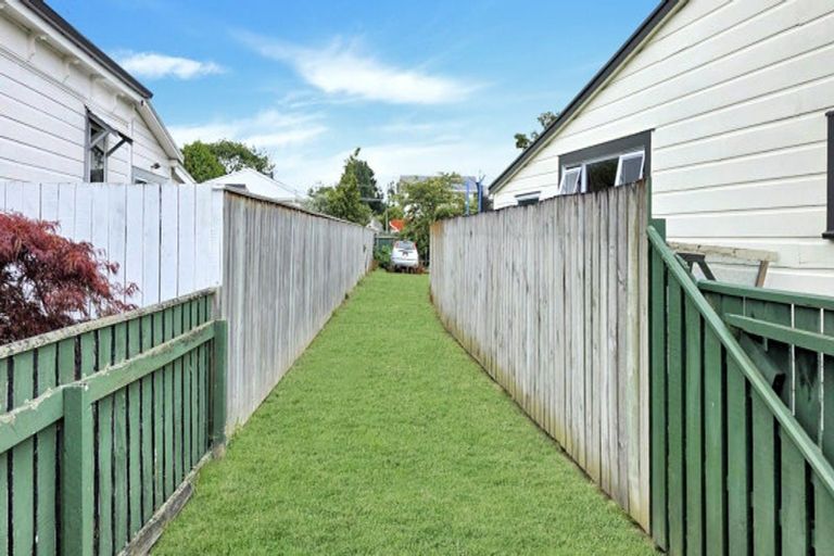 Photo of property in 18a Julia Street, Pahiatua, 4910