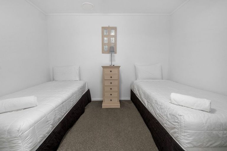 Photo of property in Atlas Apartments, 17/49 Maunganui Road, Mount Maunganui, 3116