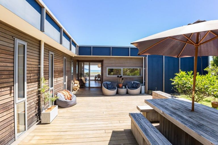 Photo of property in 90a Paetawa Road, Peka Peka, Waikanae, 5391