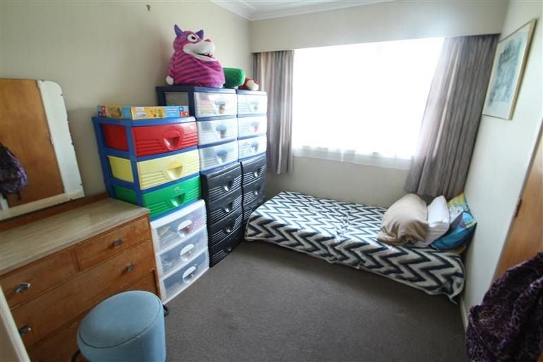 Photo of property in 20 Eskdale Road, Birkdale, Auckland, 0626