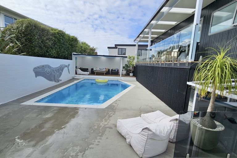 Photo of property in 3/3 Marama Street, Castor Bay, Auckland, 0620