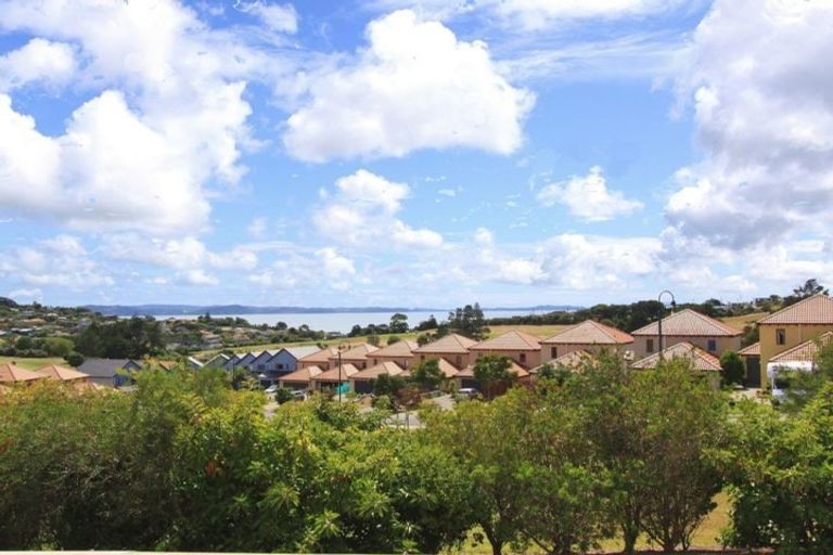 Photo of property in 22 Alverna View, Gulf Harbour, Whangaparaoa, 0930